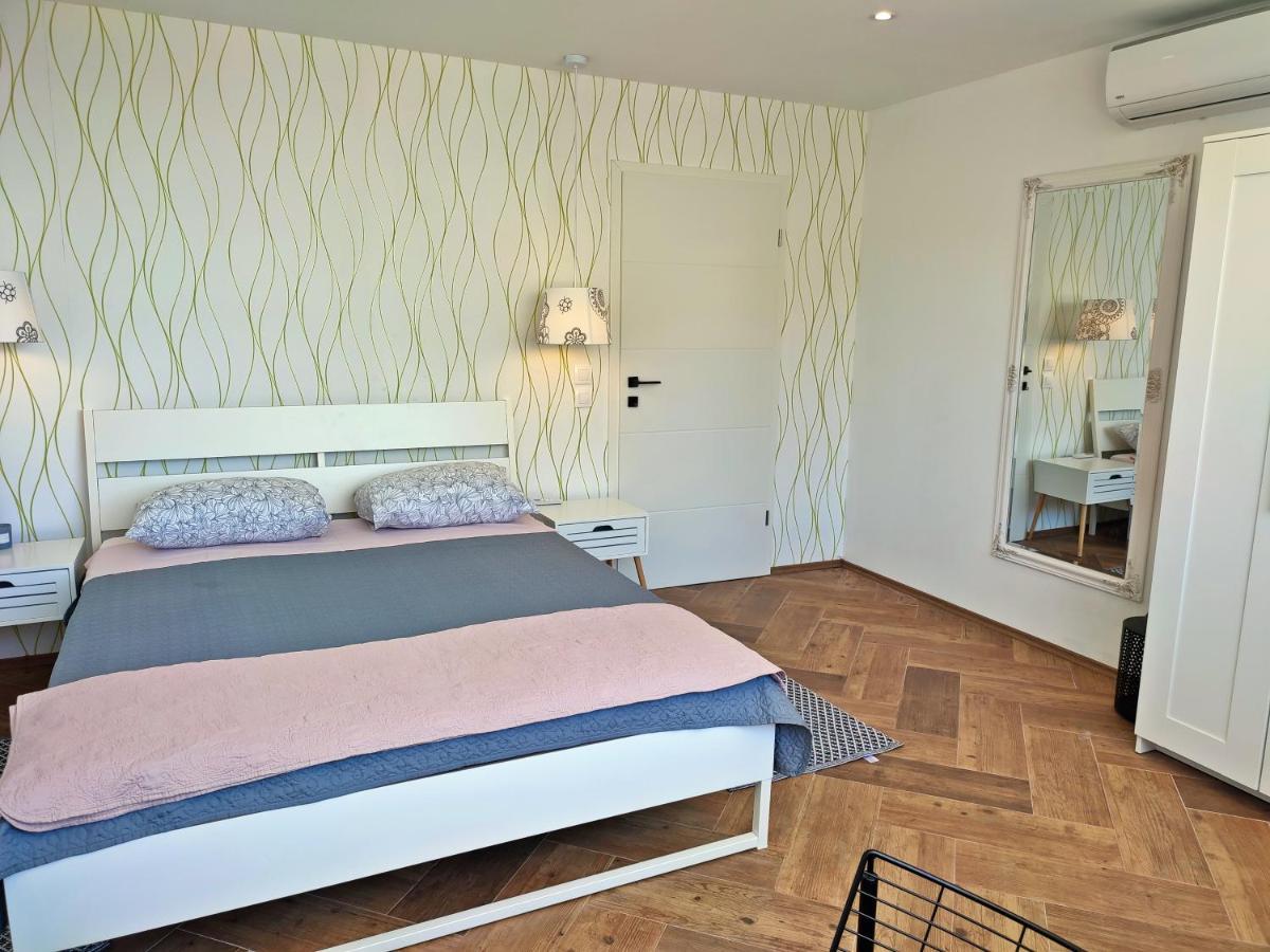 Apartments Gareta Gradac  Kültér fotó