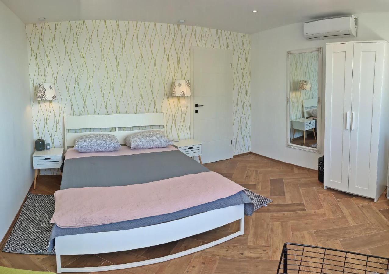 Apartments Gareta Gradac  Kültér fotó